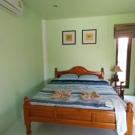 Hotel Lanta Lucky House à Ko Lanta Extérieur photo